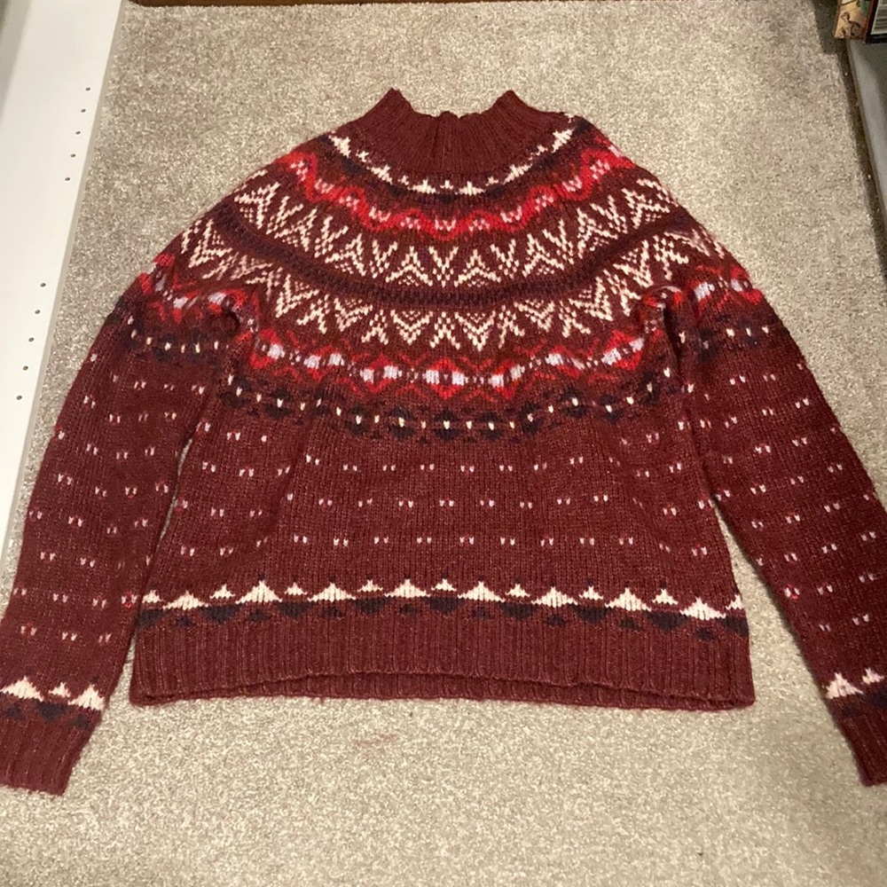Red American Eagle Winter Sweater Size Medium in good condition